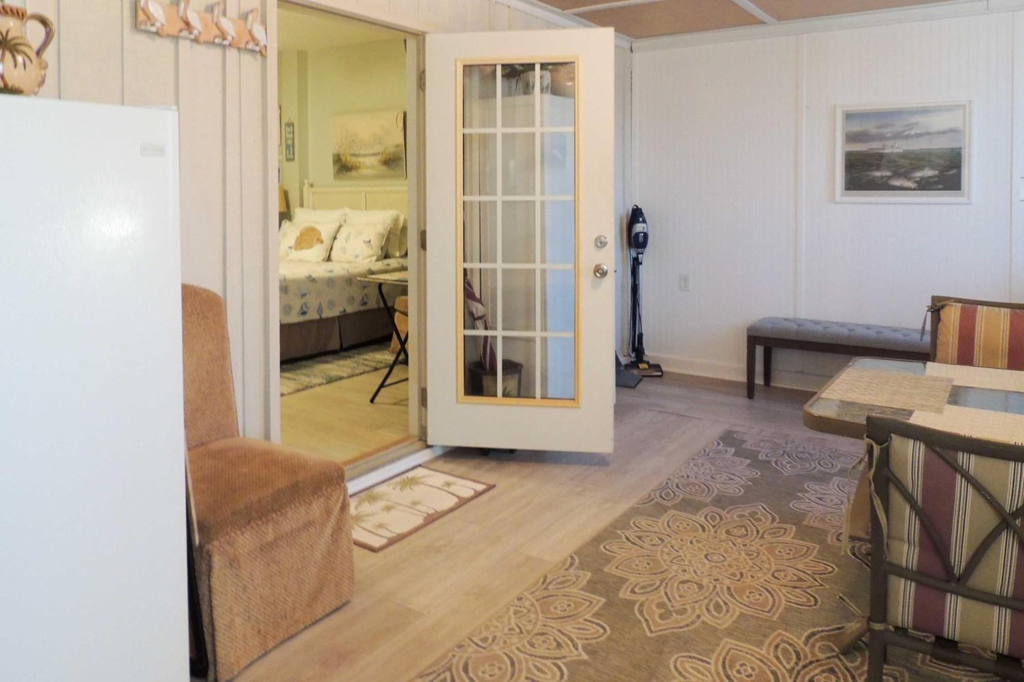 Sneads Ferry Vacation Rental Studio With Water Views Zewnętrze zdjęcie